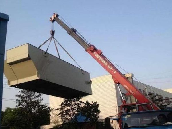 文圣区吊车出租_吊车常见的安全装置